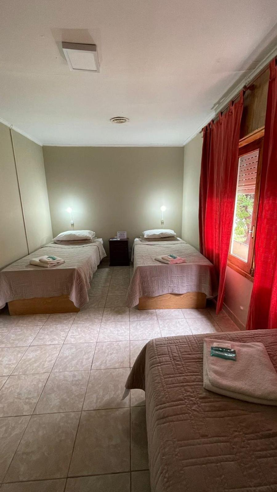 Hostel Danny El Calafate Exterior photo