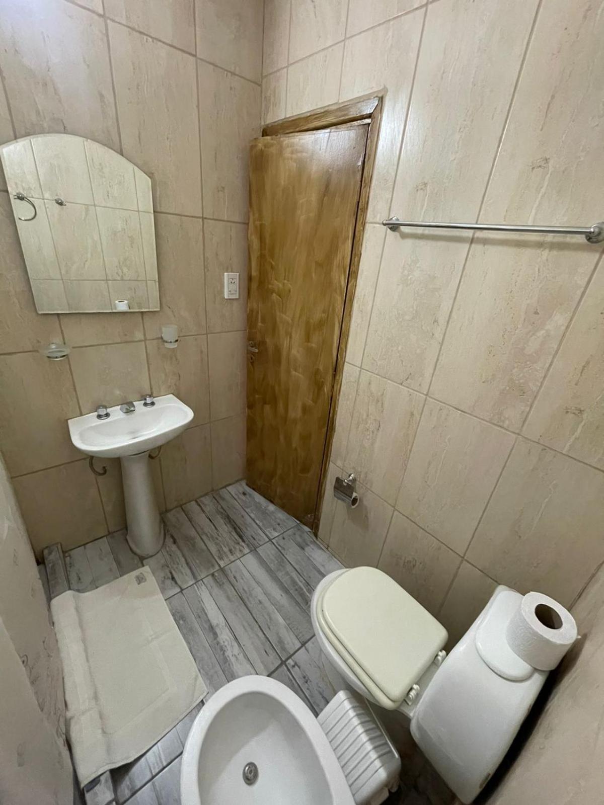 Hostel Danny El Calafate Exterior photo