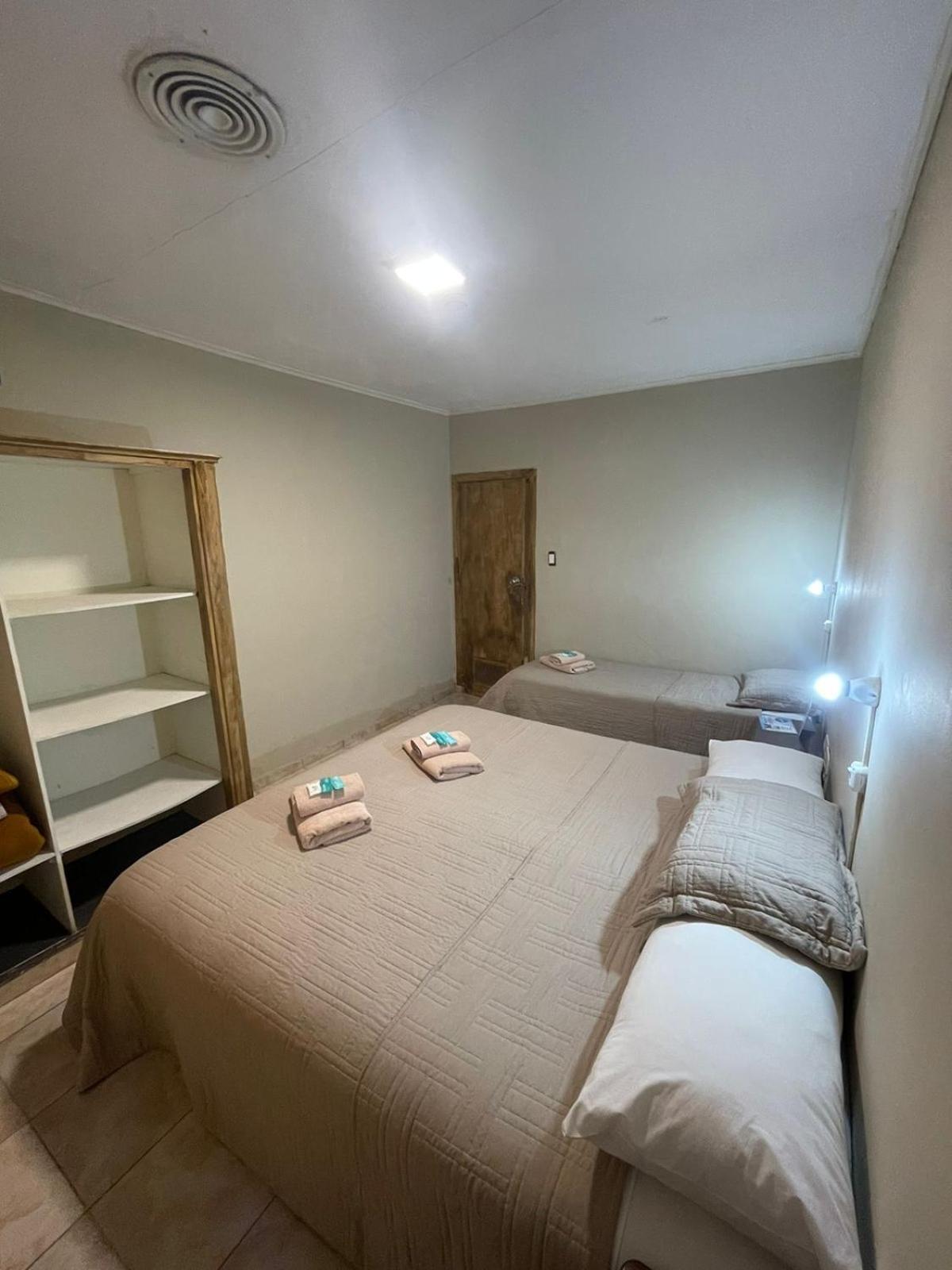Hostel Danny El Calafate Exterior photo