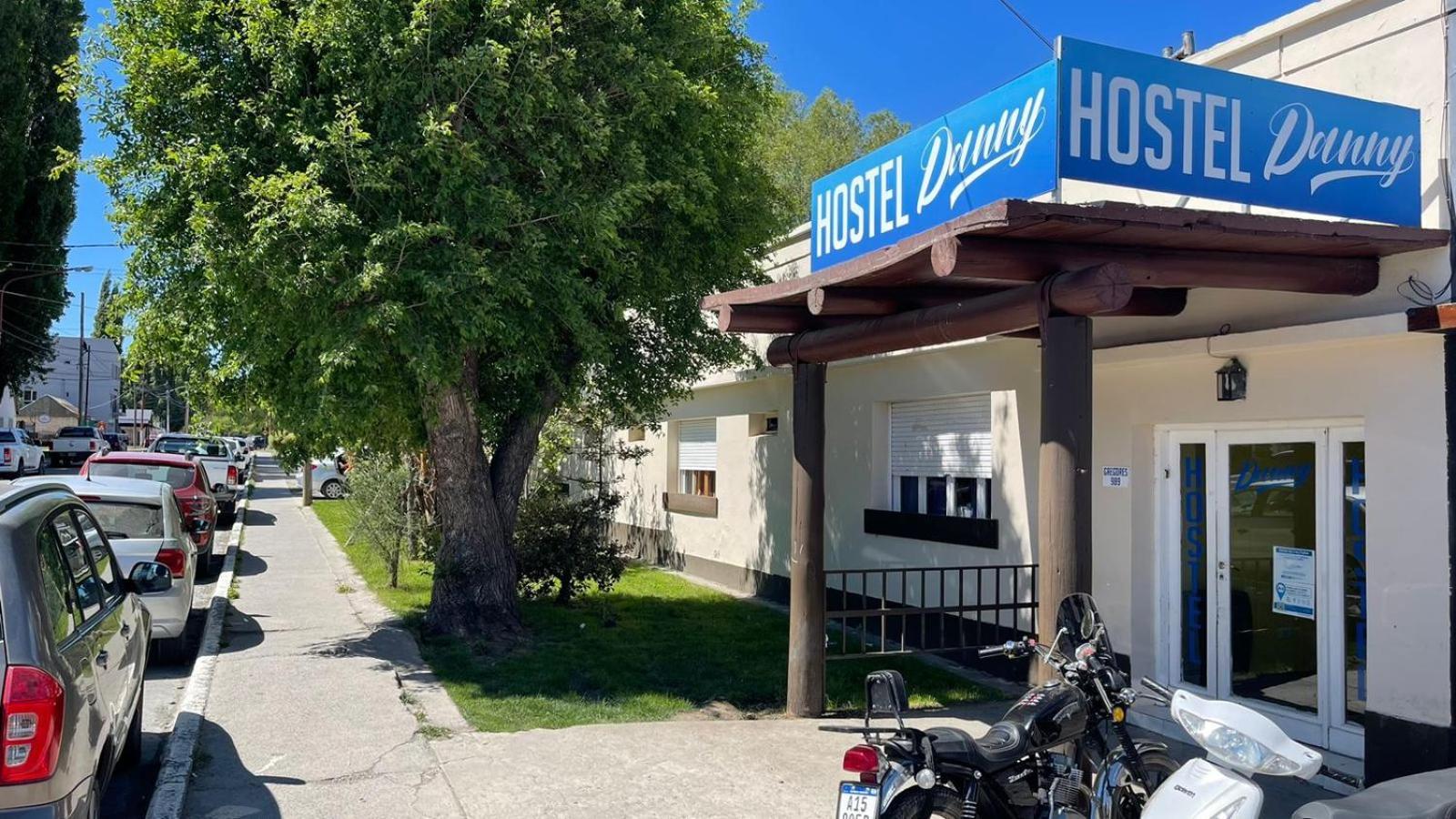 Hostel Danny El Calafate Exterior photo